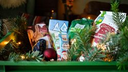 Süßigkeiten in grüner Kiste