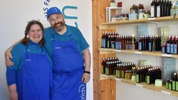 Daniela und Roberto von der ezzich Essigmanufaktur