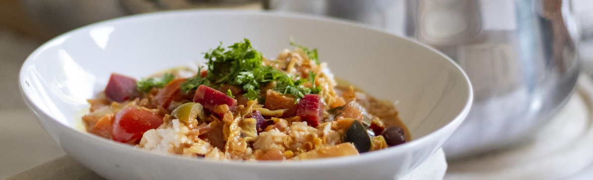 Gemüsecurry mit Reis im September