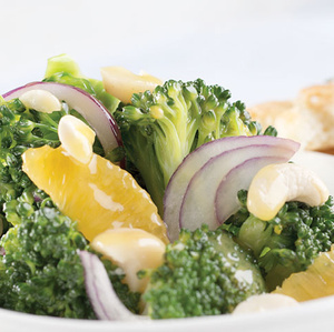 Brokkolisalat