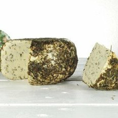Produktfoto zu Ziegenkäse Rosmarin, 6 Wochen