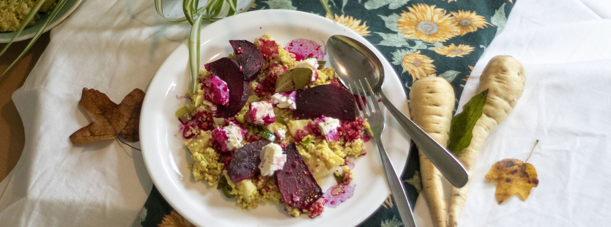 Rote Bete, Feta, Hirse und Pastinake