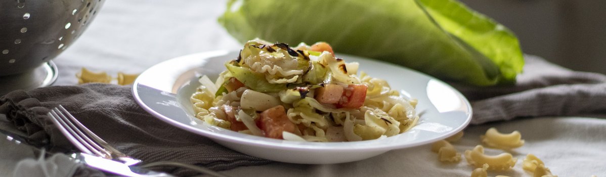Kohlnudeln mit Feta