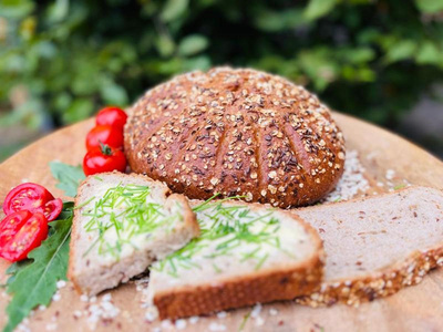 Produktfoto zu Dinkel-Saaten-Brot 750g