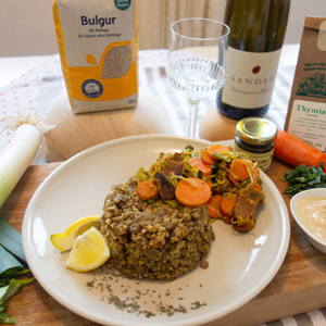 Linsen-Bulgur mit Seitan-Gemüse 