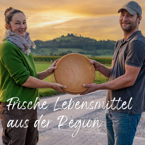 Erzeuger Ziegenhof Peters Glück mit Käse