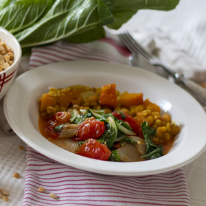 Knobi Pak Choi mit fruchtigem Hokkaido Chana Dal