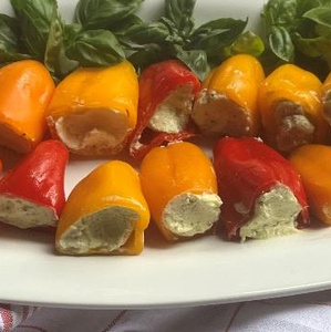 Gefüllte Mini-Paprika