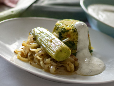 Geschmorter Lauch mit Couscous 