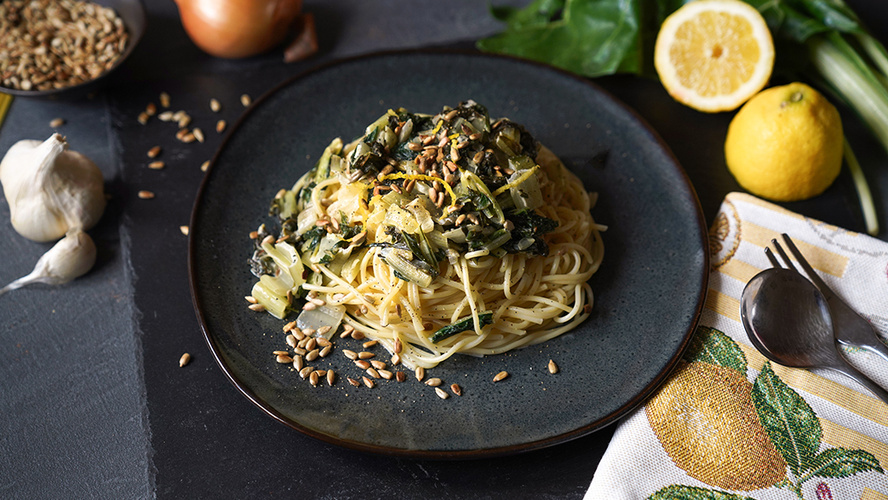 Rezeptbild für Mangold-Pasta mit Zitrone