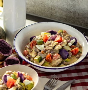 Kartoffelsalat 1.2 - Blaue Kartoffel, Ei, Avocado