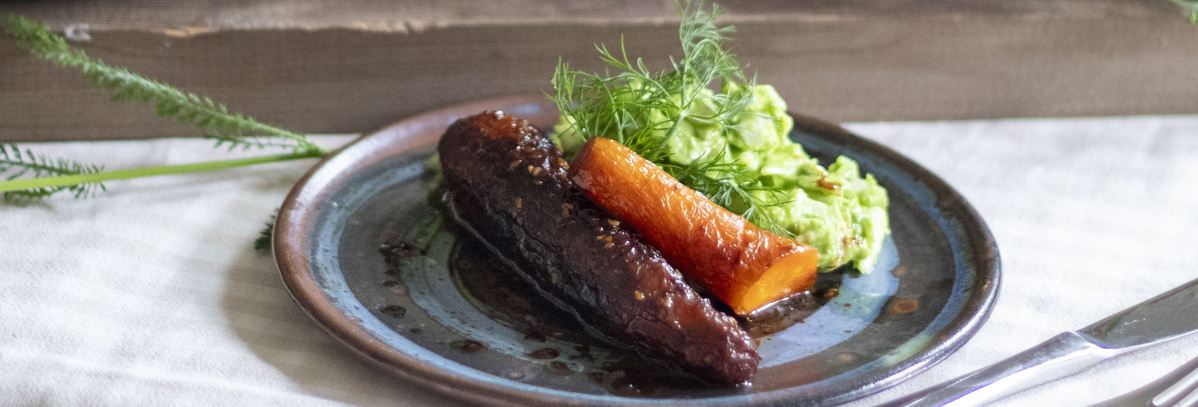 Grüner Göttersalat mit Erdwürstchen