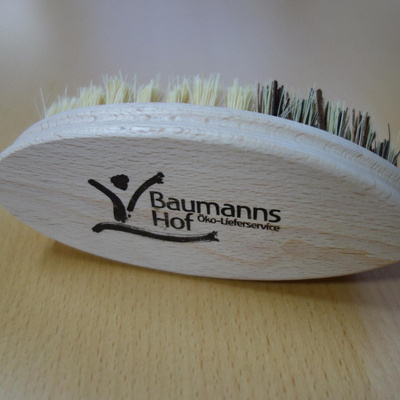 Produktfoto zu Gemüsebürste aus Holz