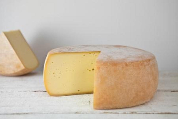 Produktfoto zu Deichkäse alt, 12 Monate