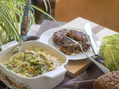 Festlicher Rahmwirsing und Pressknödel