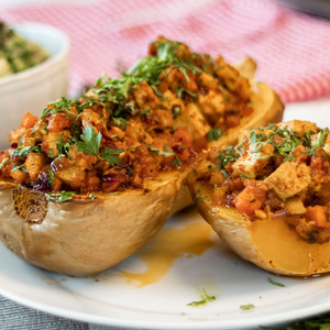 Gefüllter Butternut Kürbis