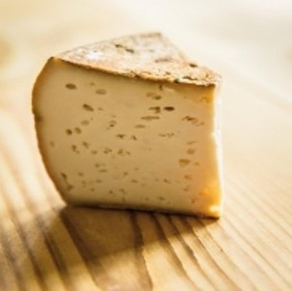 Produktfoto zu Ziegenkäse Zopfer, 3 Monate